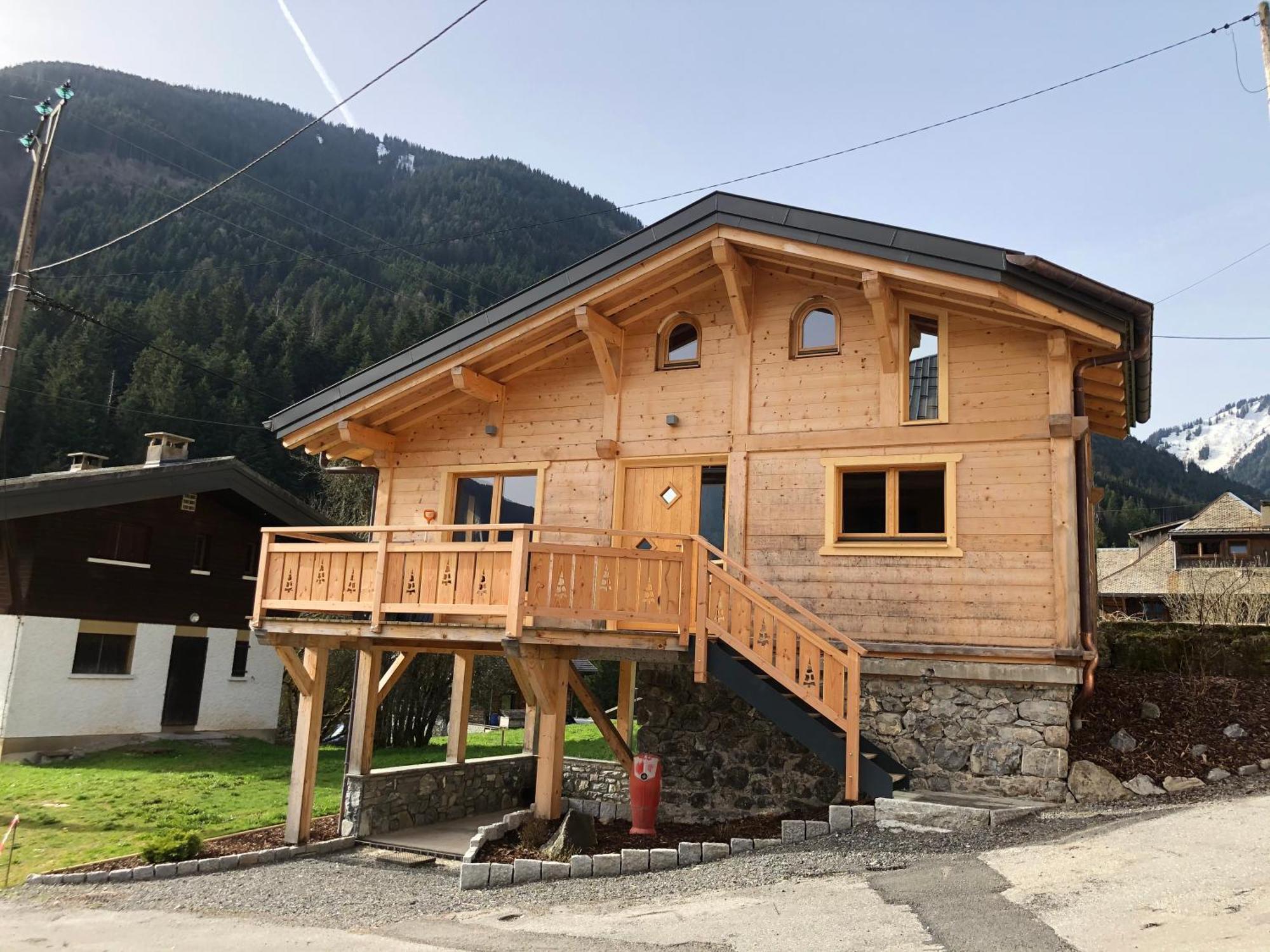 Chalet Cosy Et Moderne Vue Montagnes Seytroux Exterior foto